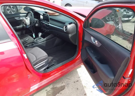 2024 Kia Forte Lx из США, поврежденный, VIN 3KPF24AD7RE750075